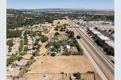 2400 Ramona Road, Atascadero, CA 93422 - Photo 1