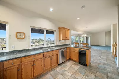 8412 Alta Vista, Atascadero, CA 93422 - Photo 11