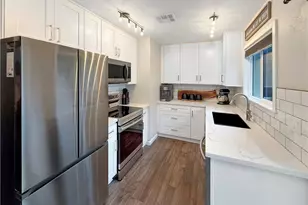 9780 Las Lomas, Atascadero, CA 93422 - Photo 5