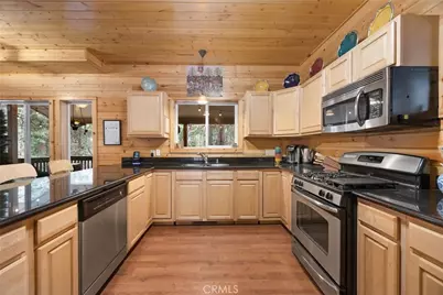10667 Conifer, Wofford Heights, CA 93285 - Photo 23