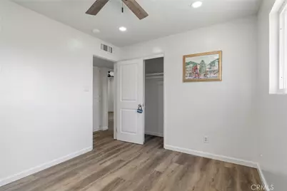 5817 Gary, Bakersfield, CA 93307 - Photo 25