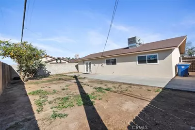 5817 Gary, Bakersfield, CA 93307 - Photo 35