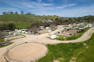 1948 Willowbrook, Paso Robles, CA 93446 - Photo 37