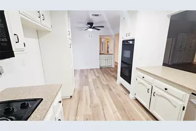 7001 Margaret Court, Bakersfield, CA 93309 - Photo 37