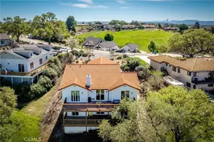 731 Renate Way, Paso Robles, CA 93446 - Photo 3