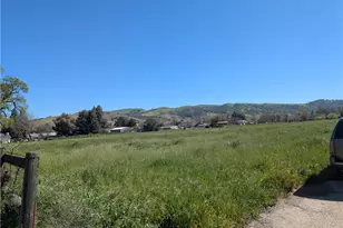 7725 Gabarda, Atascadero, CA 93422 - Photo 1