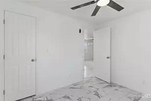 10720 Santa Ana St, Lamont, CA 93241 - Photo 19