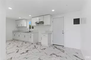 10720 Santa Ana St, Lamont, CA 93241 - Photo 7