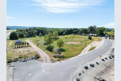 8 Championship Lane, Templeton, CA 93465 - Photo 17