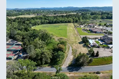 8 Championship Lane, Templeton, CA 93465 - Photo 1