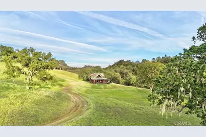 46651 Sapaque Valley, Bradley, CA 93426 - Photo 1