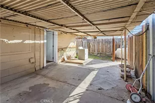 2521 P, Bakersfield, CA 93301 - Photo 19