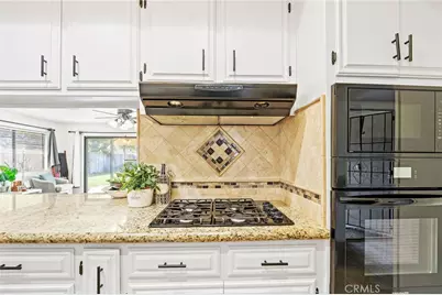 7800 Carol Sue Court, Bakersfield, CA 93308 - Photo 11