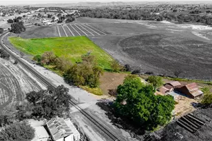 5390 Monterey Rd, Paso Robles, CA 93446 - Photo 1