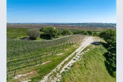 7310 Estrella Road, San Miguel, CA 93451 - Photo 17