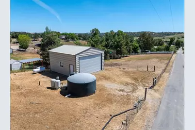 5880 Silverado Place, Paso Robles, CA 93446 - Photo 5