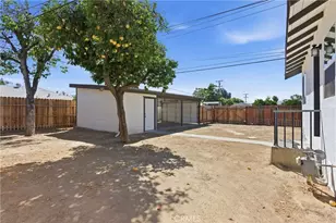 201 Lincoln St, Bakersfield, CA 93305 - Photo 37