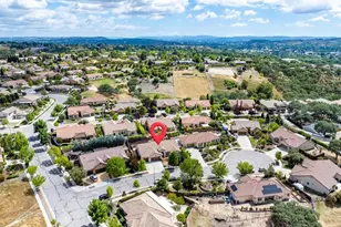 204 Victoria Ct, Paso Robles, CA 93446 - Photo 3
