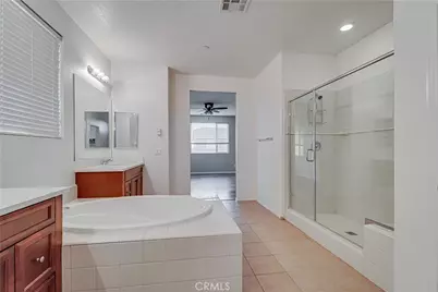 5005 Silvery Jewel, Bakersfield, CA 93313 - Photo 35