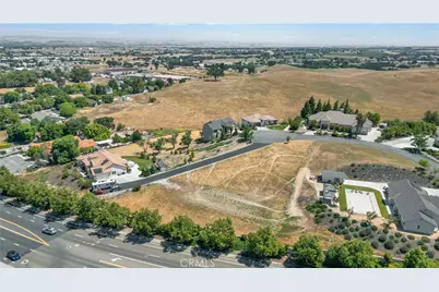 1225 Kapareil, Paso Robles, CA 93446 - Photo 7