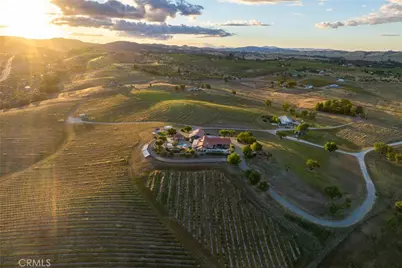 2325 Bella Tierra, Paso Robles, CA 93446 - Photo 63