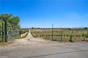 5720 Vista Serrano Way, Paso Robles, CA 93446 - Photo 25