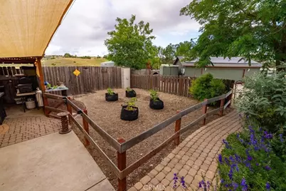 3775 E Highway 41, Paso Robles, CA 93446 - Photo 35
