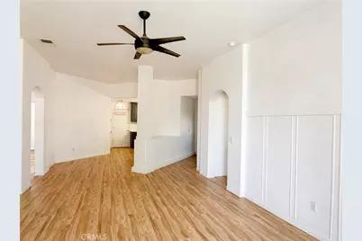 10302 Cheyenne Drive, Bakersfield, CA 93312 - Photo 11