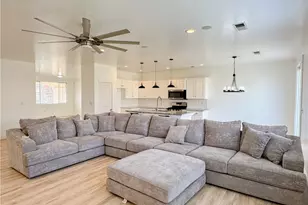 11604 Revolution Rd, Bakersfield, CA 93312 - Photo 13