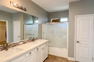11604 Revolution Rd, Bakersfield, CA 93312 - Photo 29