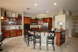 12210 Rushville Ct, Bakersfield, CA 93312 - Photo 5