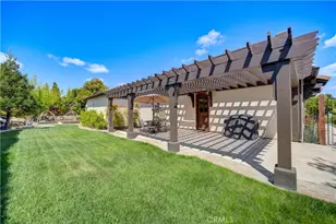 1090 Muscat Ct, Templeton, CA 93465 - Photo 3