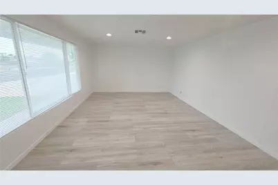 115 9th, Delano, CA 93215 - Photo 5
