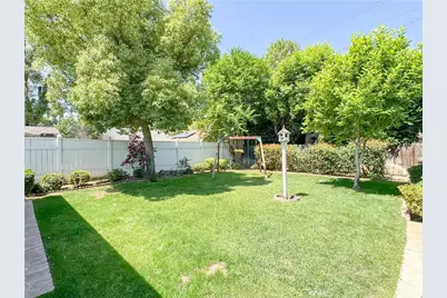 2505 Cedar, Bakersfield, CA 93301 - Photo 37