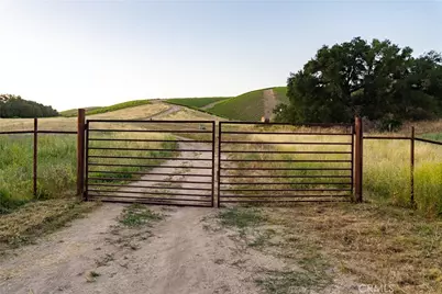 2762 Adelaida Road, Paso Robles, CA 93446 - Photo 55