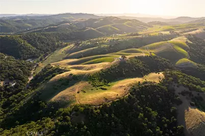 2762 Adelaida Road, Paso Robles, CA 93446 - Photo 17