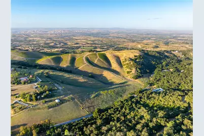 2762 Adelaida Road, Paso Robles, CA 93446 - Photo 25