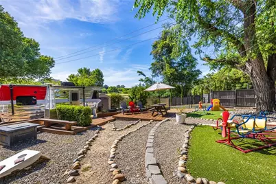390 Paso Robles, Paso Robles, CA 93446 - Photo 25