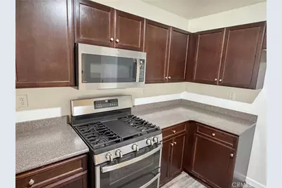 5809 Fernside Court, Bakersfield, CA 93313 - Photo 11