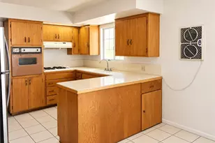 2701 Flower, Mountain Mesa, CA 93240 - Photo 7