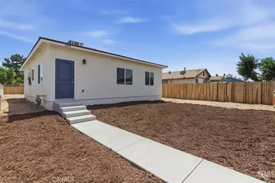 10913 San Fernando Street, Lamont, CA 93241 - Photo 1