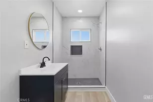 3017 River Blvd, Bakersfield, CA 93305 - Photo 17