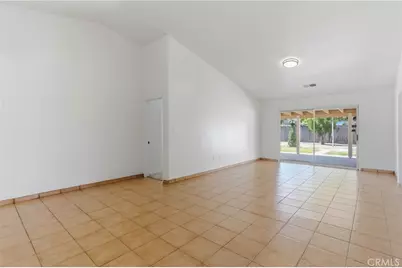 3217 Sierra Meadows, Bakersfield, CA 93313 - Photo 7