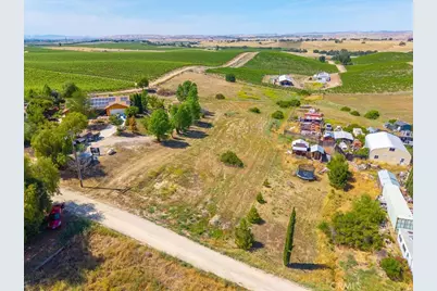 8035 Plane View Place, Paso Robles, CA 93446 - Photo 1