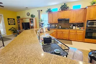 6813 Cobalt, Bakersfield, CA 93313 - Photo 9