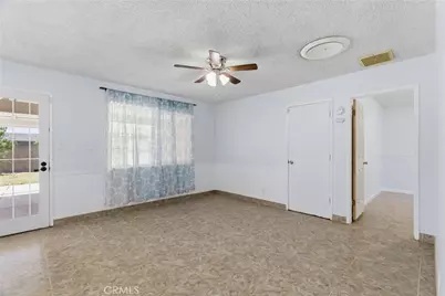 1001 White Lane, Bakersfield, CA 93307 - Photo 11