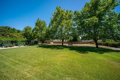 2385 Larkfield Place, Paso Robles, CA 93446 - Photo 23