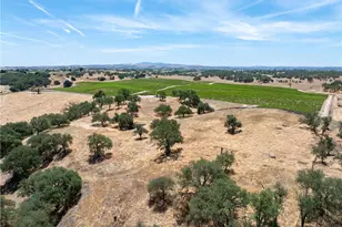 5275 Camp 8 Rd, Paso Robles, CA 93446 - Photo 11