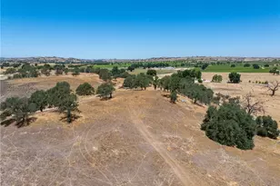 5275 Camp 8 Rd, Paso Robles, CA 93446 - Photo 13