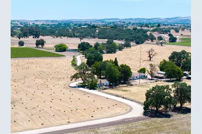 5275 Camp 8 Road, Paso Robles, CA 93446 - Photo 3